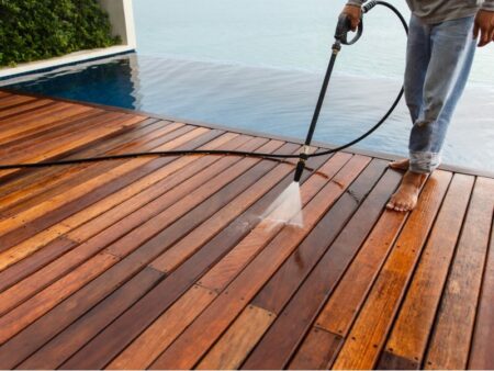 High water pressure cleaning
